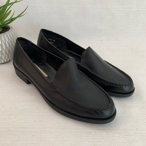 Partners Vintage Black Pebbled Leather Loafers Woman’s 8.5M